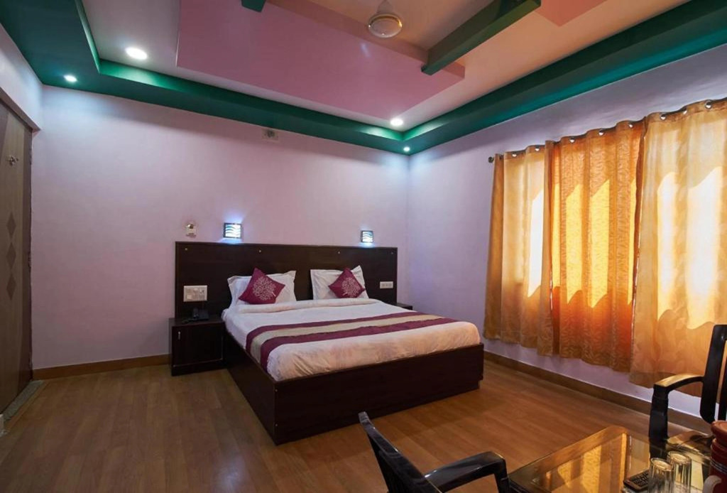 Hotel Deep Palace Near Bus Stand Udaipole