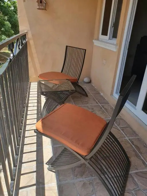 Central Upscale New Kingston Apt with pool