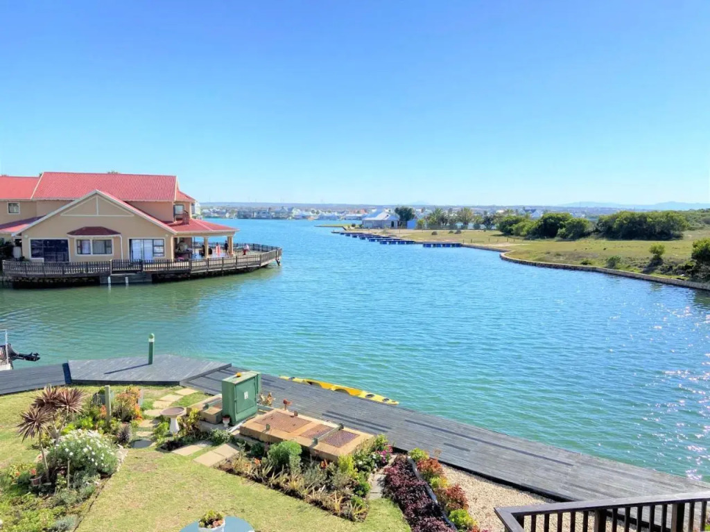 23 Jamaican Palms, Marina Martinique, Jeffreys Bay