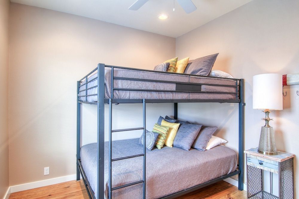 Beach Buzz 4 Bedrooms 3 Bathrooms Home