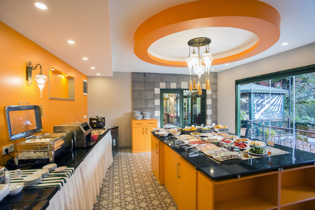 Rose Garden Suites