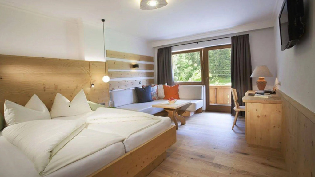 Natur- & Wanderhotel Tuxertal