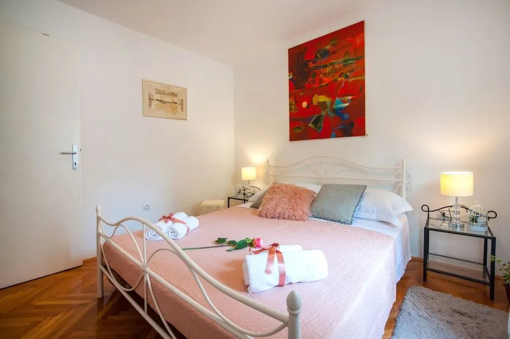 Apartment Dumaneo Art