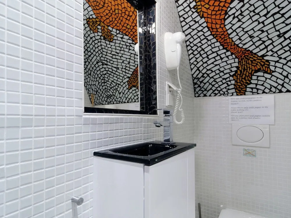 Contemporary Apartment in Kreuzberg, Berlin