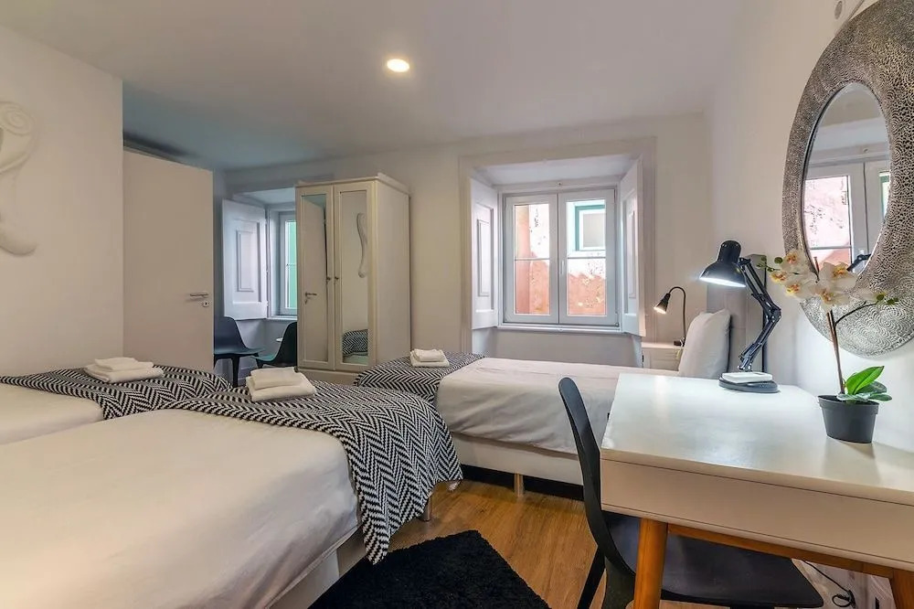 Bairro Alto Palace Special for Groups up to 24 guests