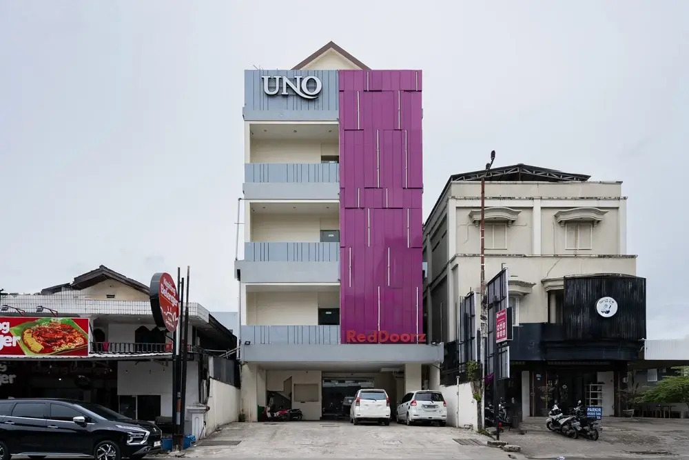 RedDoorz Plus @ UNO Jalan Merak Samarinda