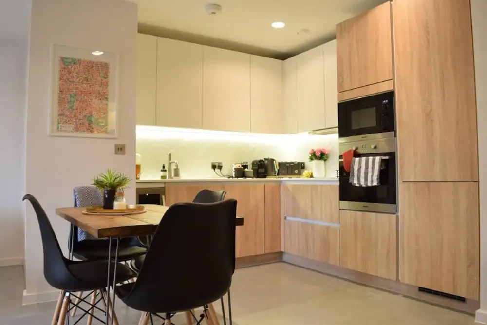 1 Bedroom Apartment Near London Fields Station