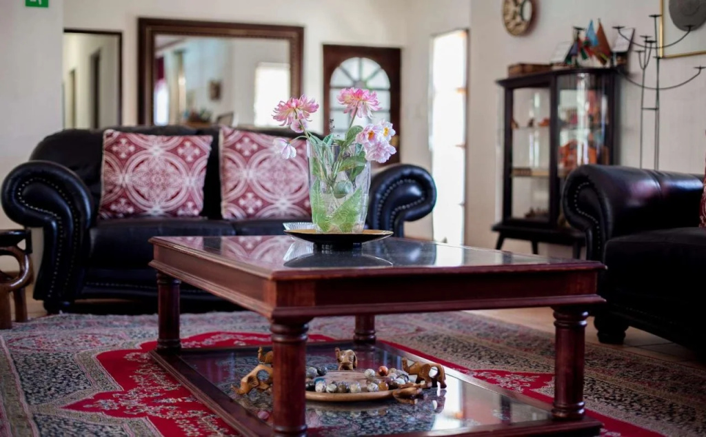 Mizizi House of Sandton Bed & Breakfast
