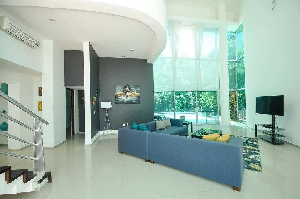 White House by Vimex