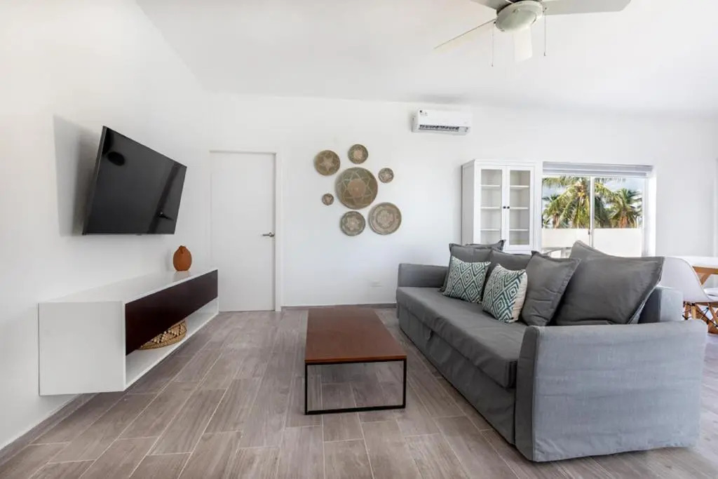 Beauty Penthouse Apartment Close to the Beach D402