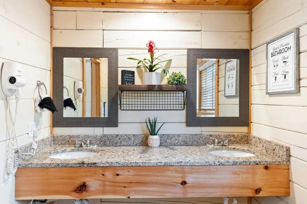 Countryside Comfort By Ghosal Luxury Lodging