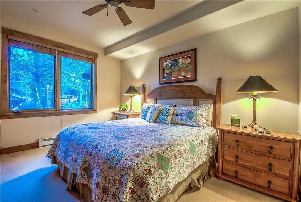 Timberline Lodge 2111