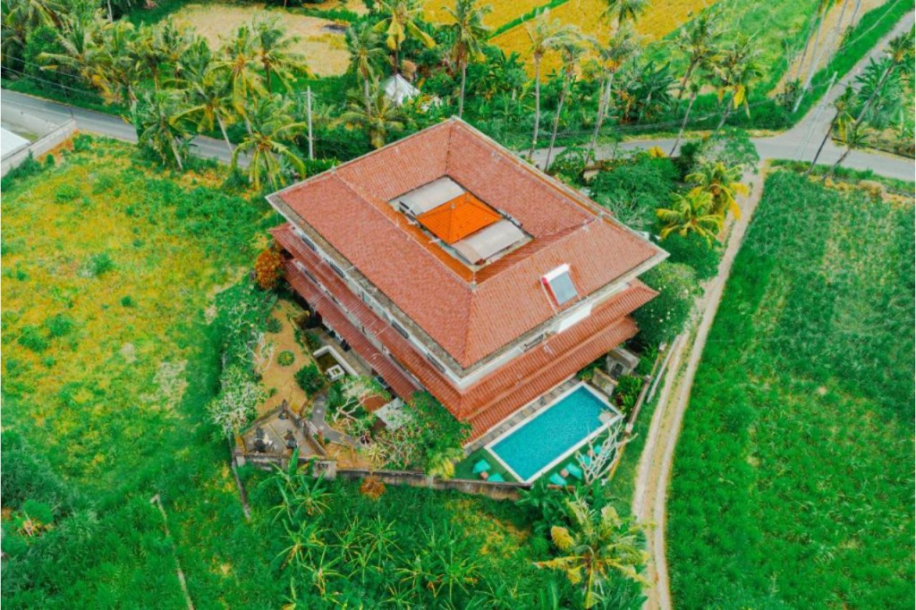 Starloka Saba Bali