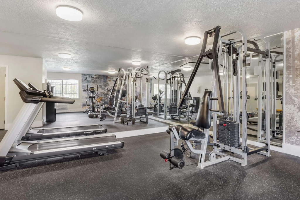 Best Western Plus Grand Manor Inn