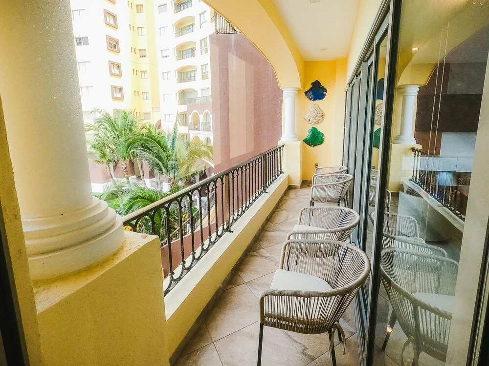 Gavias Grand Ocean Front
