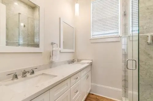 3BR Loft on Carondelet by Hosteeva