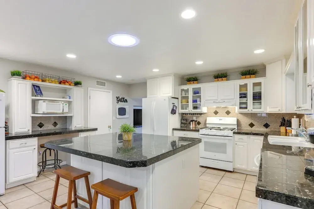 Expansive Flagstaff Family Retreat w/ Media Room!