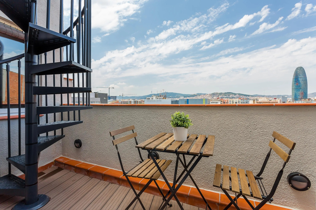 1 Br Penthouse Vintage Suites With Terrace City Views - Hoa 42157