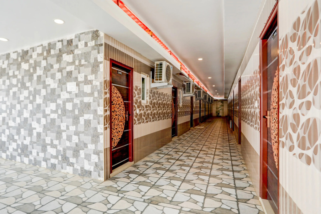 Super Hotel O Kadapa Bypass Road Formerly Sri Vasavee Grand