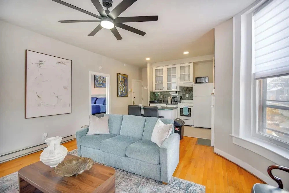 Steps to Elizabeth River & Dtwn! Portsmouth Condo