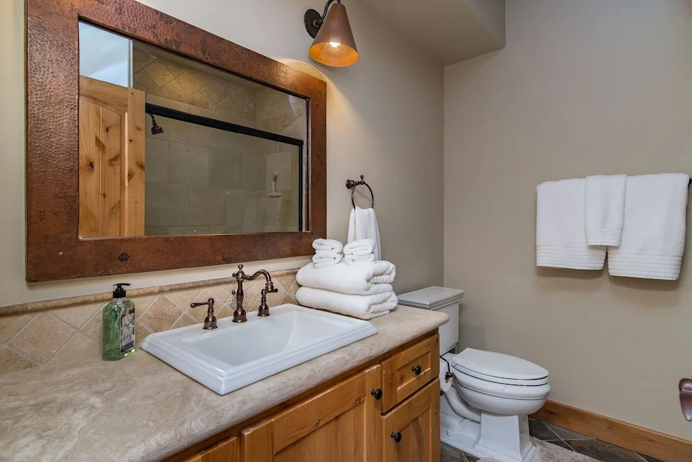 Truckee Townhouse Walk Everywhere by RedAwning