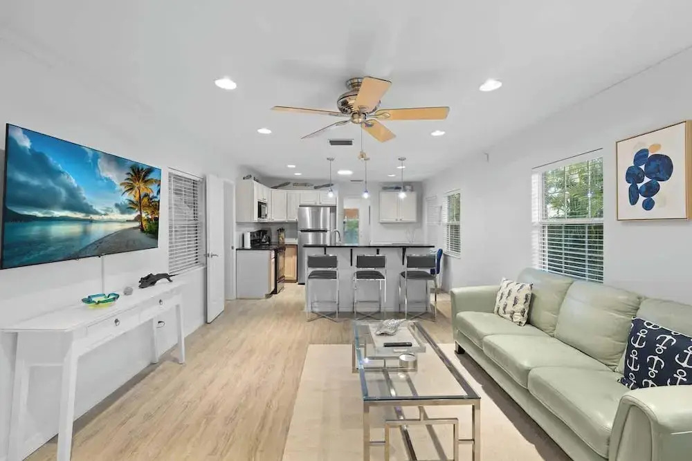 Palm Cove Hideaway 2bd Close to the Beach