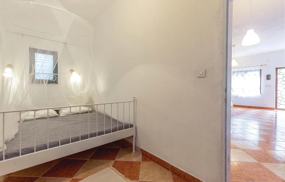 Amazing Home in Jadranovo With Wifi, 3 Bedrooms and Outdoor Swimming Pool