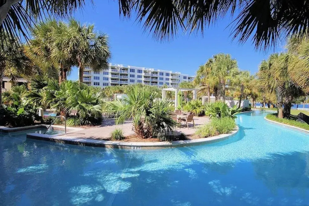 Gulfside 404 - 3 Br condo by RedAwning