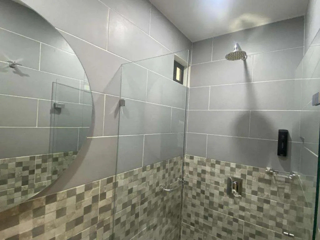 Maidy Luxury Hotel