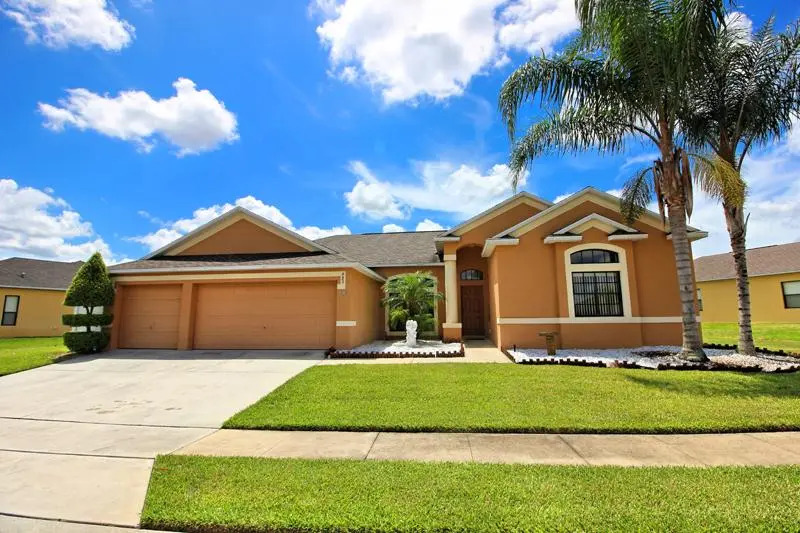 623 Coventry Drive 5 Bedrooms, 3 Bathrooms