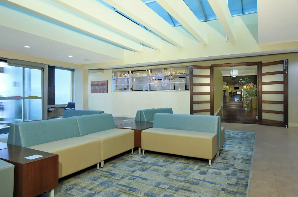 Holiday Inn Metairie New Orleans by IHG