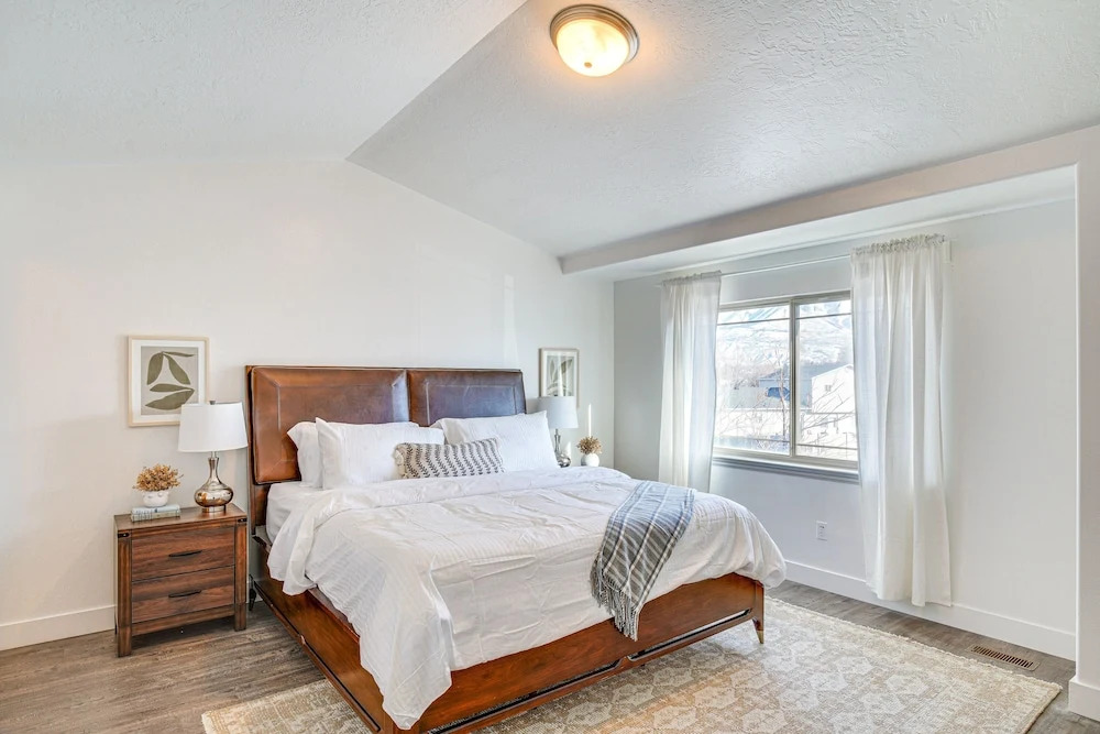 Charming Orem Townhome: 5 Mi to Byu!