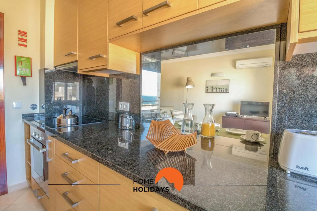 #005 Lovely&Cozy Beach Flat Parking,Pool,SeaView