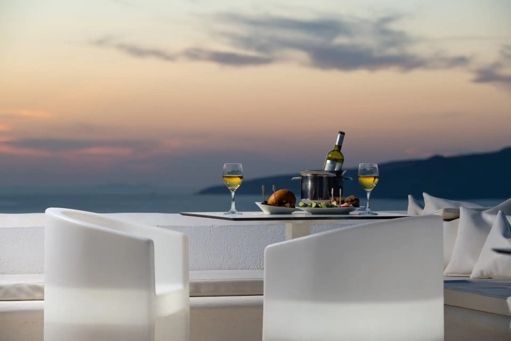Avant Garde Suites