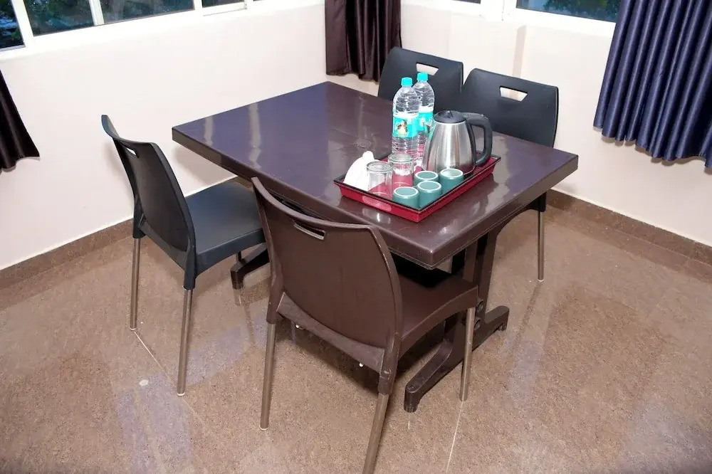 Grs Comforts Lodge