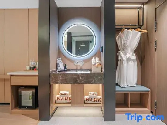Na Jia Master NARKA Space Designer Courtyard Manor (Kunming Changshui International Airport Store)