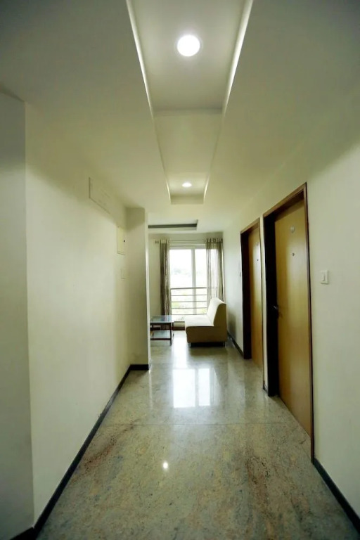 OYO 381 Hotel Sybaritic Suites Gachibowli