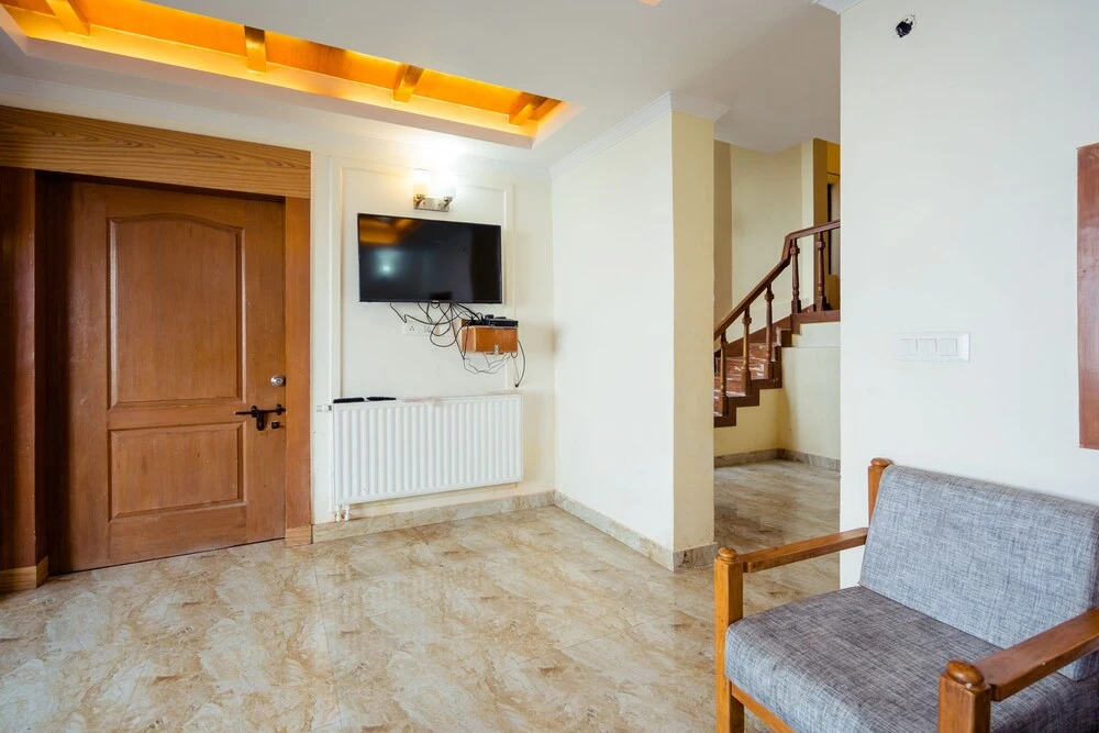 OYO 12429 Home Vintage 3BHK Villa Library Road