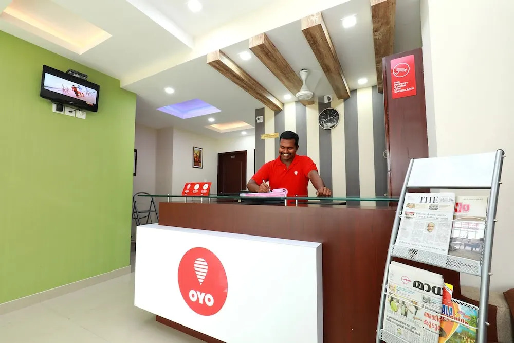 OYO 6728 Almas Residency