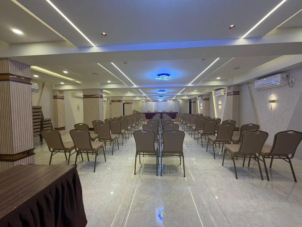 Alcott Hotel & Resorts