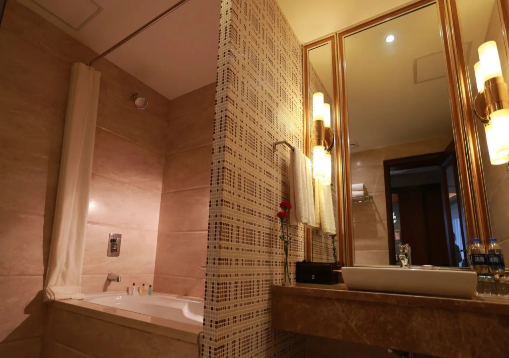 Shenyang Hua Ren International Hotel