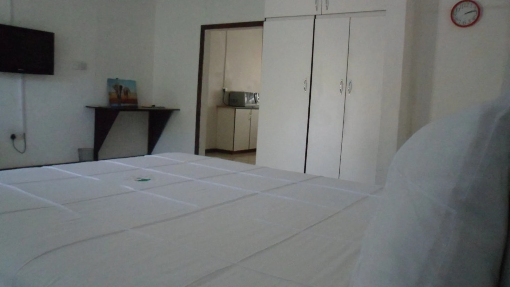 Luxury Wild Inn