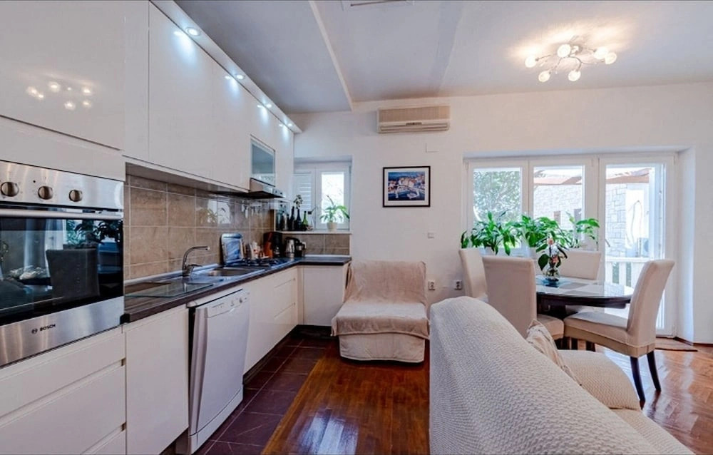 Apartment Touch