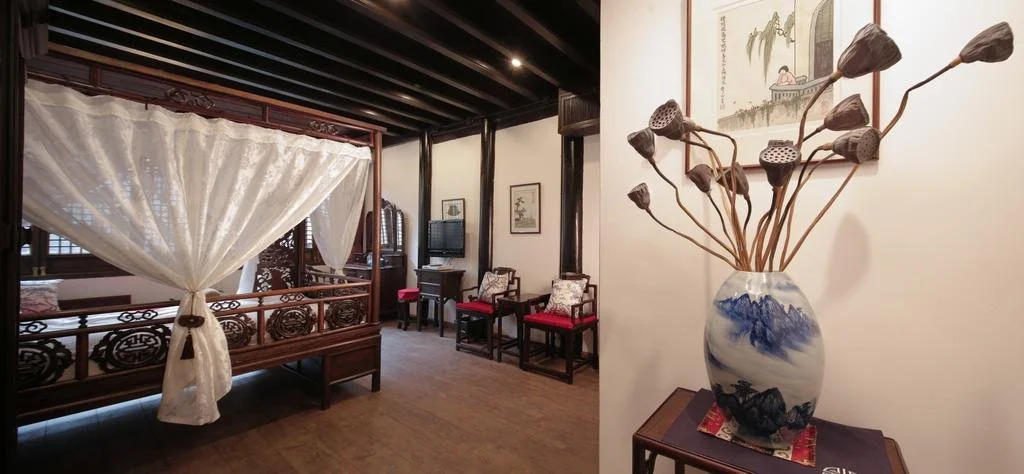Huilaotang Biz Club