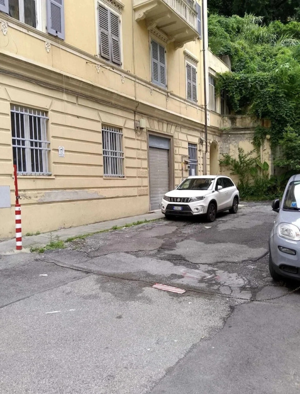Charming 2-bedroom Apartment in the Heart of Genova
