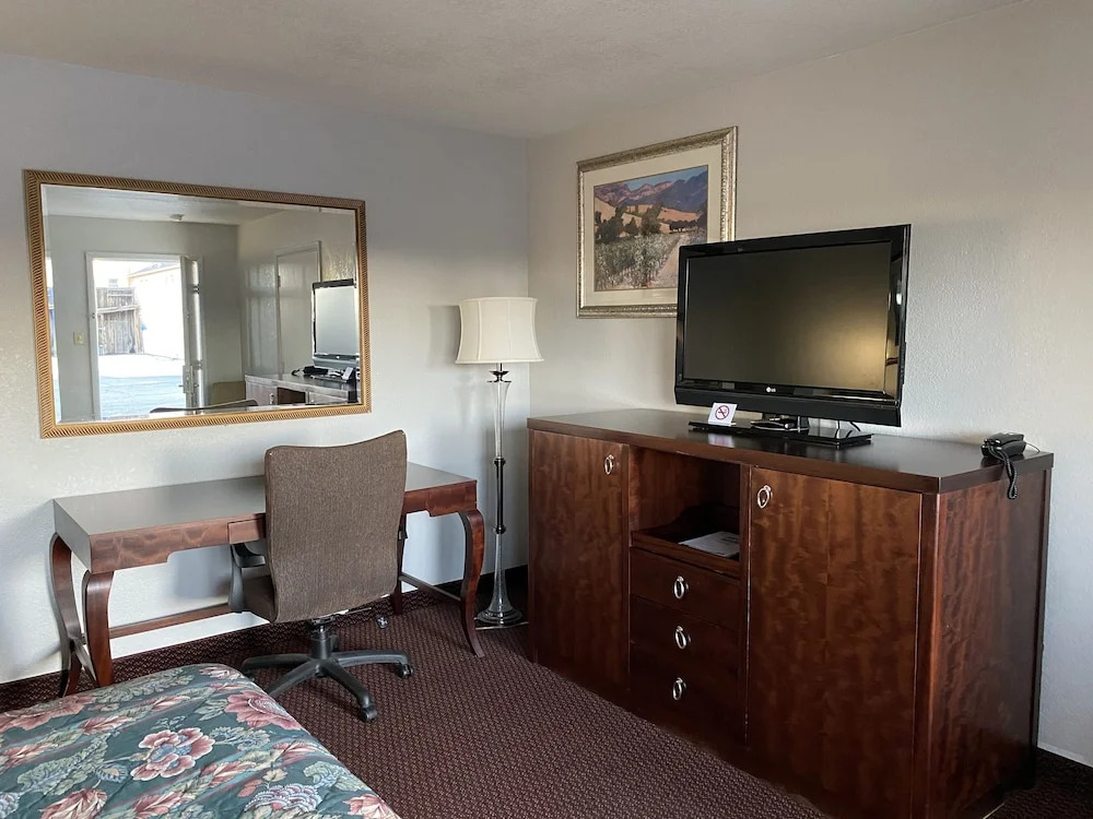 Travelodge By Wyndham Farmington Hwy 64