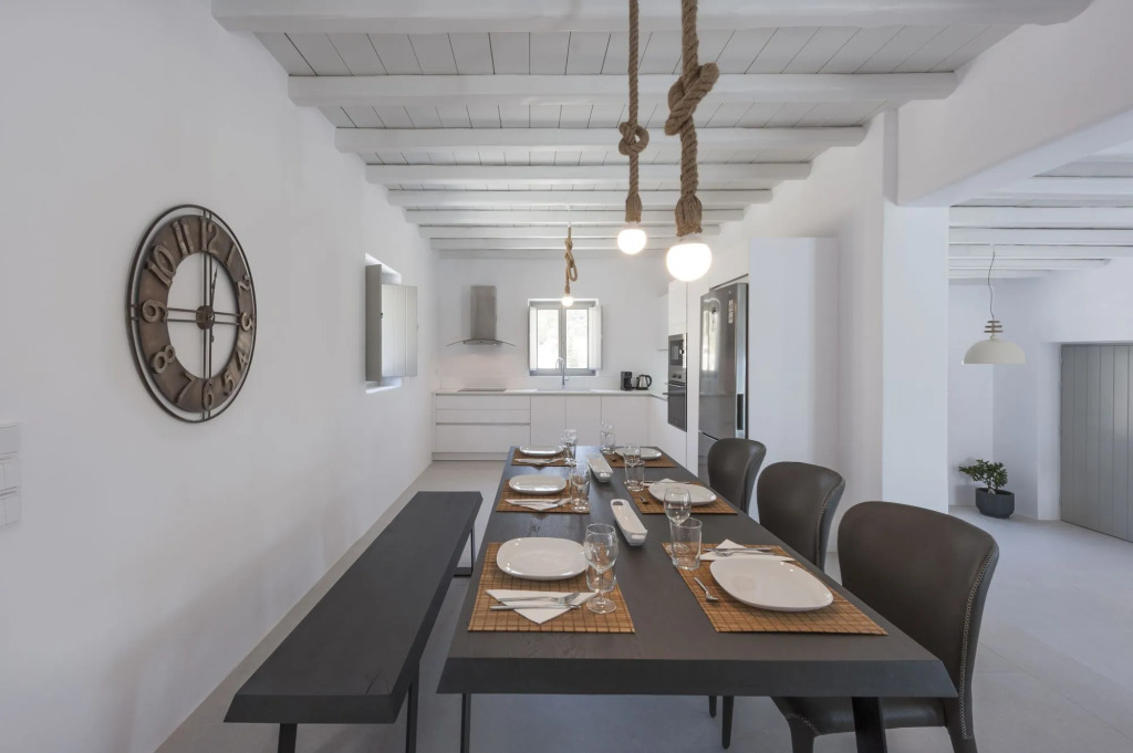 Niriides Luxury Villas