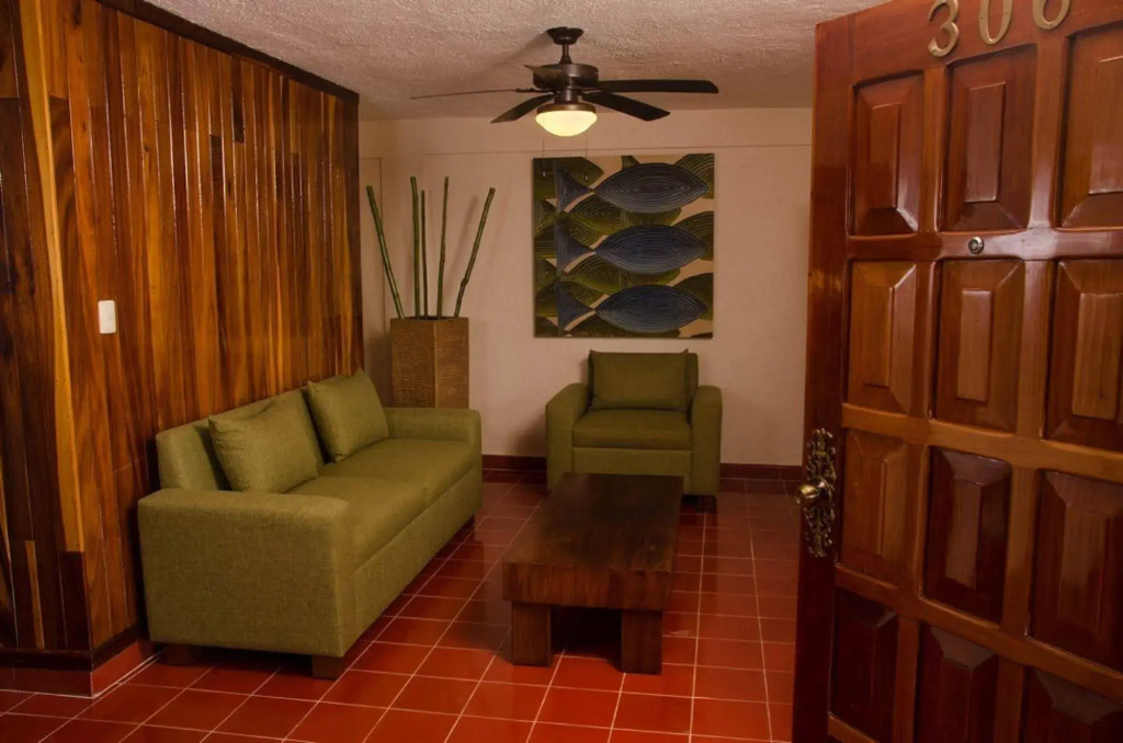 Hotel Casa Colonial Cozumel-Dog Friendly