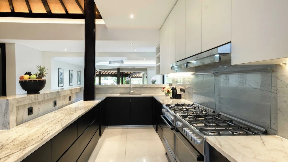 Villa Kubu Dewi Sri by Villa Finder