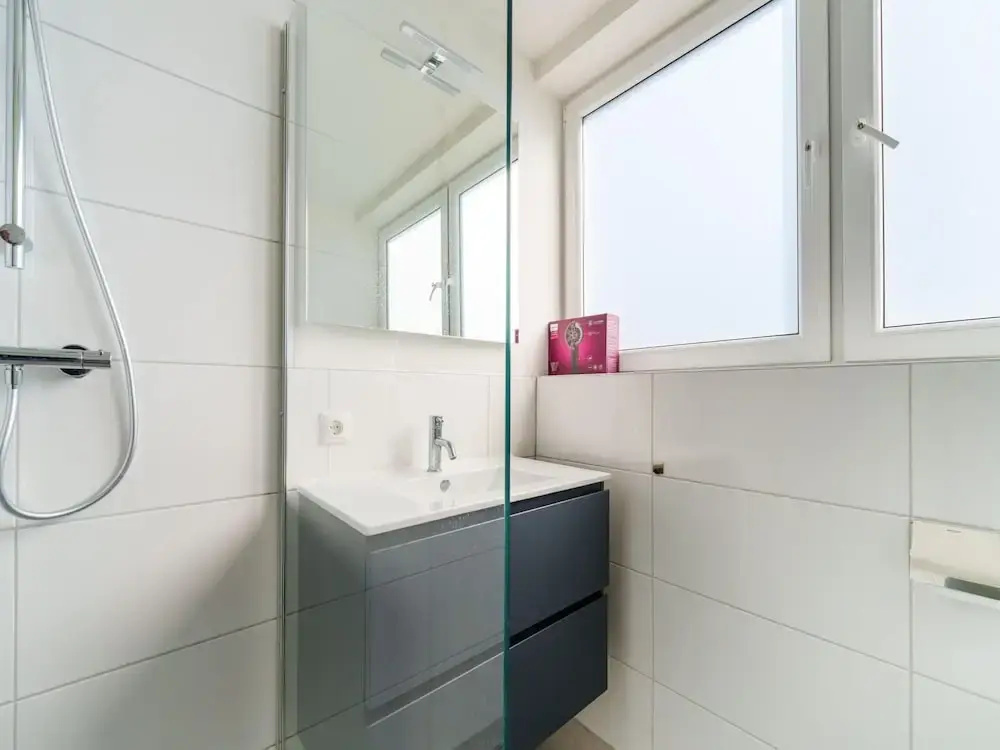 Beautiful Holiday Home With Sauna Near Rotterdam
